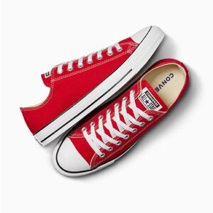 Converse Chuck Taylor All Star Low Top Sneakers Red Women’s 9 Men’s 7